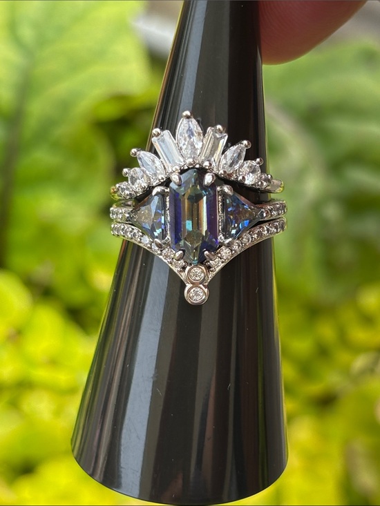 Bomb Party Jewelry - Iridescent Blue Statement Halo Ring for Women